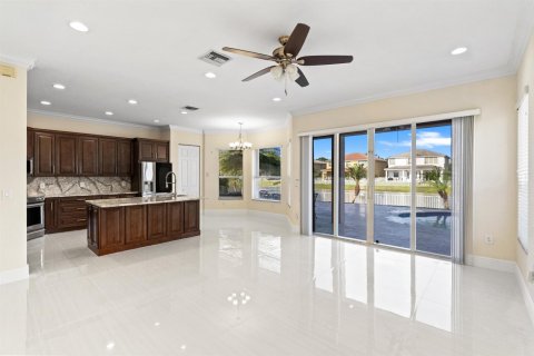 House in Miramar, Florida 6 bedrooms, 286.6 sq.m. № 2254336 - photo 18