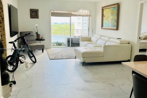 Купить кондоминиум в Санни-Айлс-Бич, Флорида 2 спальни, 95.04м2, № 1984756 - фото 26