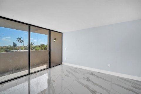 Copropriété à vendre à West Palm Beach, Floride: 2 chambres, 108.7 m2 № 1985384 - photo 16
