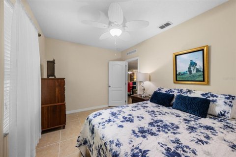 Casa en venta en Fruitland Park, Florida, 4 dormitorios, 228.17 m2 № 1810276 - foto 21