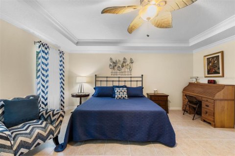 Casa en venta en Fruitland Park, Florida, 4 dormitorios, 228.17 m2 № 1810276 - foto 16