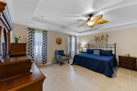 Casa en venta en Fruitland Park, Florida, 4 dormitorios, 228.17 m2 № 1810276 - foto 14