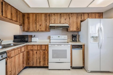 Condominio en venta en Oldsmar, Florida, 2 dormitorios, 101.64 m2 № 2218500 - foto 19