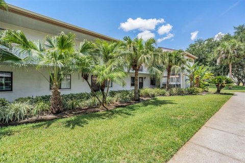 Condominio en venta en Oldsmar, Florida, 2 dormitorios, 101.64 m2 № 2218500 - foto 2