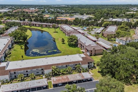 Condominio en venta en Oldsmar, Florida, 2 dormitorios, 101.64 m2 № 2218500 - foto 8