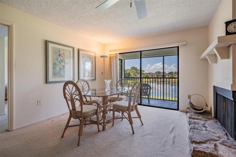 Condominio en venta en Oldsmar, Florida, 2 dormitorios, 101.64 m2 № 2218500 - foto 12