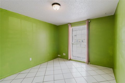 Townhouse in Tampa, Florida 4 bedrooms, 135.27 sq.m. № 1838892 - photo 30
