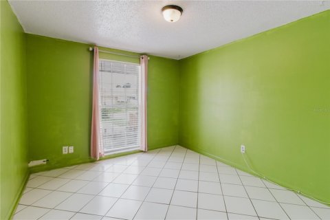 Townhouse in Tampa, Florida 4 bedrooms, 135.27 sq.m. № 1838892 - photo 29