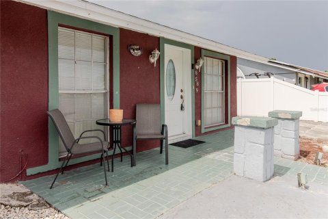 Townhouse in Tampa, Florida 4 bedrooms, 135.27 sq.m. № 1838892 - photo 10