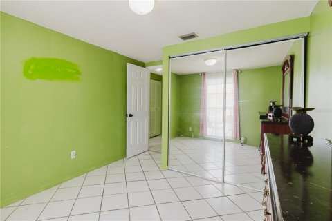 Townhouse in Tampa, Florida 4 bedrooms, 135.27 sq.m. № 1838892 - photo 28