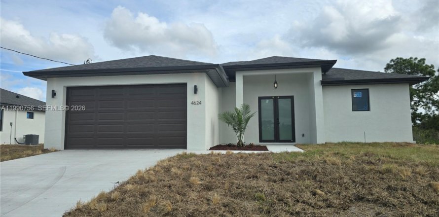 Casa en Lehigh Acres, Florida 3 dormitorios, 145.11 m2 № 2057866