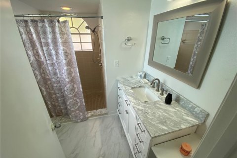 Condo in Kissimmee, Florida, 3 bedrooms № 2098676 - photo 12