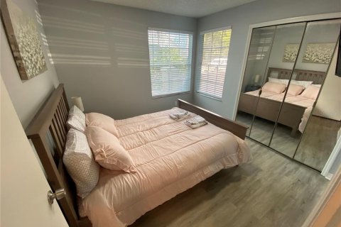 Condo in Kissimmee, Florida, 3 bedrooms № 2098676 - photo 16