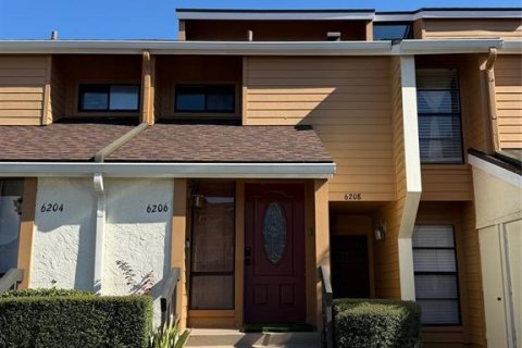 Condo à Orlando, Floride, 2 chambres  № 2113184