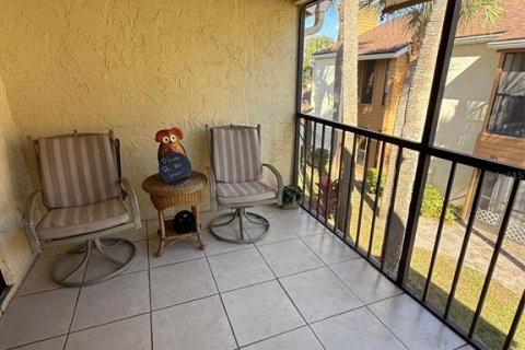 Condo in Orlando, Florida, 2 bedrooms  № 2113184 - photo 18