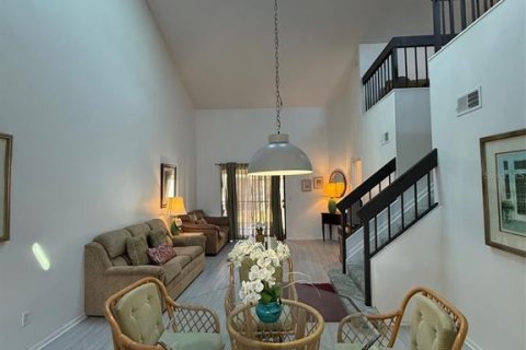 Condo in Orlando, Florida, 2 bedrooms  № 2113184 - photo 5