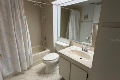 Condo in Orlando, Florida, 2 bedrooms  № 2113184 - photo 16