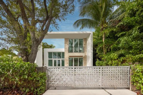 Casa en venta en Miami Beach, Florida, 4 dormitorios, 283.63 m2 № 2011537 - foto 26