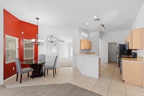 Villa ou maison à vendre à Port St. Lucie, Floride: 4 chambres, 185.8 m2 № 2185189 - photo 5