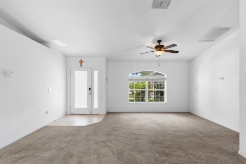 Villa ou maison à vendre à Port St. Lucie, Floride: 4 chambres, 185.8 m2 № 2185189 - photo 4