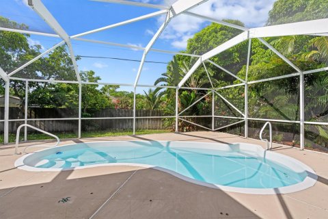 Villa ou maison à Port St. Lucie, Floride 4 chambres, 185.8 m2 № 2185189