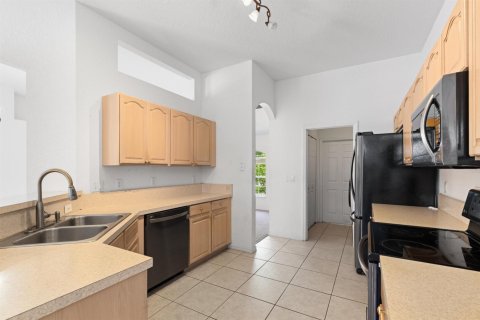 Villa ou maison à vendre à Port St. Lucie, Floride: 4 chambres, 185.8 m2 № 2185189 - photo 7