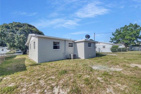 Casa en venta en Lake Wales, Florida, 3 dormitorios, 80.27 m2 № 1655805 - foto 8