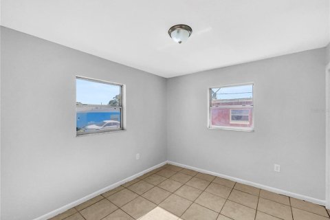 Casa en venta en Lake Wales, Florida, 3 dormitorios, 80.27 m2 № 1655805 - foto 5
