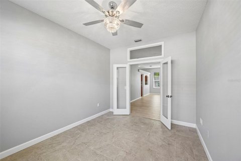 Villa ou maison à vendre à Bradenton, Floride: 3 chambres, 141.49 m2 № 2431062 - photo 13