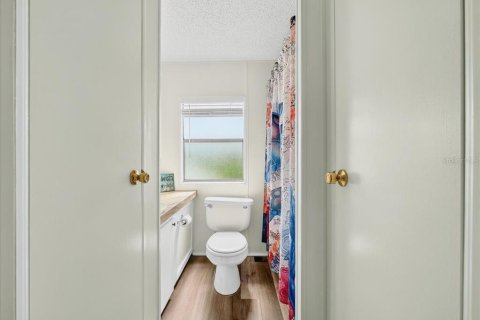 House in Okeechobee, Florida 3 bedrooms, 140.47 sq.m. № 1817430 - photo 27