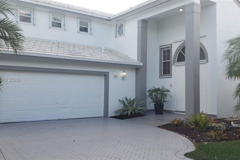 Casa en Miami, Florida 4 dormitorios, 193.7 m2 № 2007738