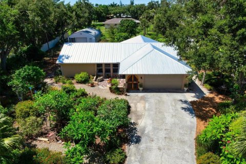 House in Englewood, Florida 3 bedrooms, 178 sq.m. № 1801925 - photo 4