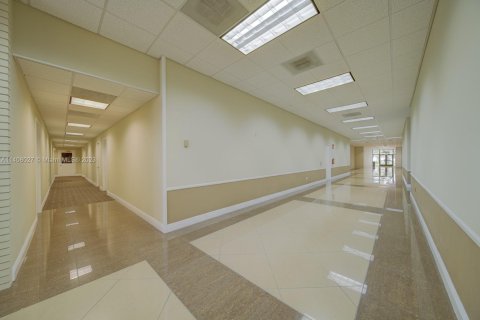 Oficina en alquiler en Palmetto Bay, Florida № 580443 - foto 1