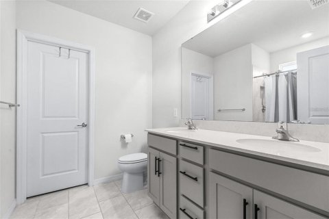 Villa ou maison à louer à Winter Haven, Floride: 3 chambres, 154.12 m2 № 2091524 - photo 18