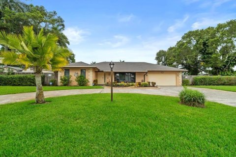 Villa ou maison à vendre à Fort Lauderdale, Floride: 3 chambres, 168.06 m2 № 2178474 - photo 2