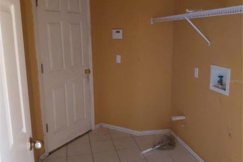 House in Tampa, Florida 3 bedrooms, 185.71 sq.m. № 2150727 - photo 24