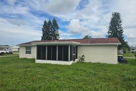 Casa en venta en Holiday, Florida, 2 dormitorios, 84.26 m2 № 2383604 - foto 5
