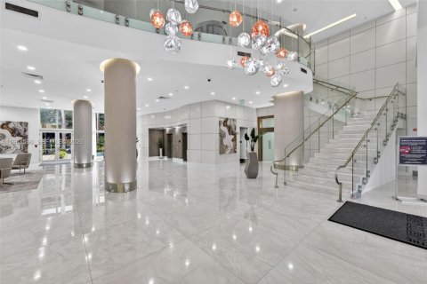 Купить кондоминиум в Авентура, Флорида 2 спальни, 98.57м2, № 2091345 - фото 21