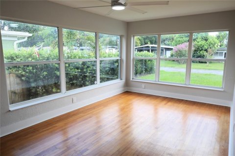 House in Orlando, Florida 3 bedrooms, 126.35 sq.m. № 1854474 - photo 28
