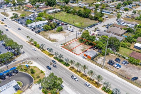Propiedad comercial en venta en Hollywood, Florida № 1604542 - foto 7