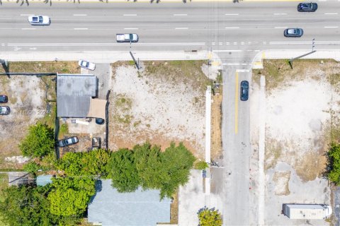 Propiedad comercial en venta en Hollywood, Florida № 1604542 - foto 10