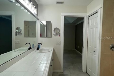 House in Rotonda, Florida 4 bedrooms, 193.05 sq.m. № 2427605 - photo 21