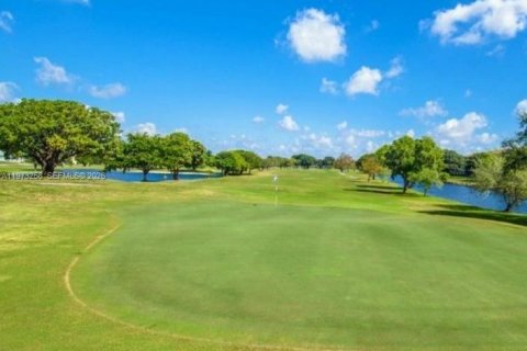 Condominio en venta en Pembroke Pines, Florida, 2 dormitorios, 110.74 m2 № 2033384 - foto 9