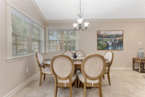 Commercial property in Holmes Beach, Florida 5 bedrooms, 215.53 sq.m. № 2212784 - photo 12