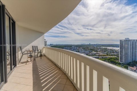 Condo in Aventura, Florida, 3 bedrooms № 1989875 - photo 20