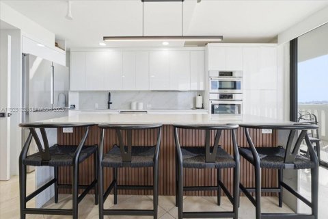 Condo in Aventura, Florida, 3 bedrooms № 1989875 - photo 22