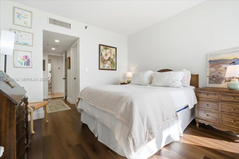 Condo in Aventura, Florida, 3 bedrooms № 1989875 - photo 27