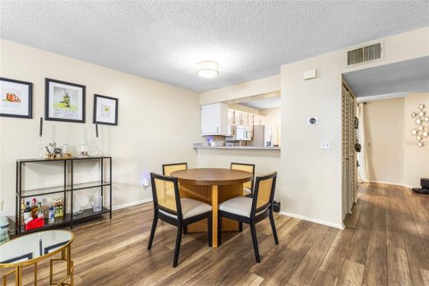 Condominio en venta en Orlando, Florida, 2 dormitorios, 95.04 m2 № 1837789 - foto 9