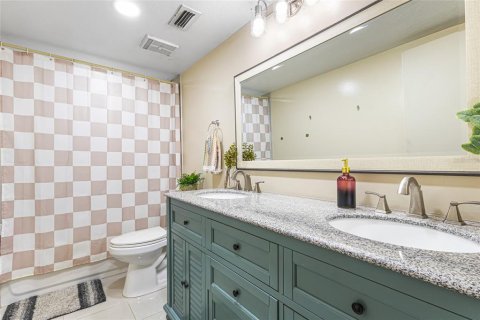 Condominio en venta en Orlando, Florida, 2 dormitorios, 95.04 m2 № 1837789 - foto 18