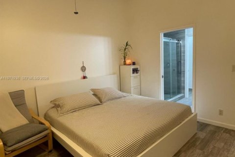 Townhouse in Coral Springs, Florida 2 bedrooms, 110.55 sq.m. № 2042262 - photo 17